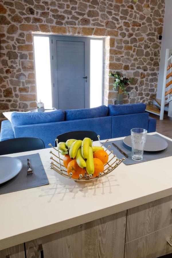 Adrian'S Luxury Apartments 1 Drepano  Extérieur photo