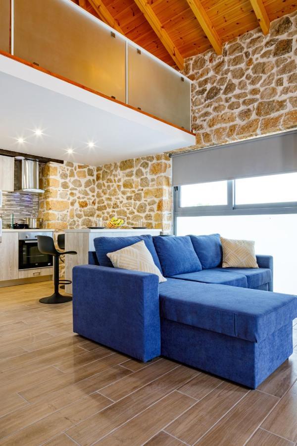 Adrian'S Luxury Apartments 1 Drepano  Extérieur photo